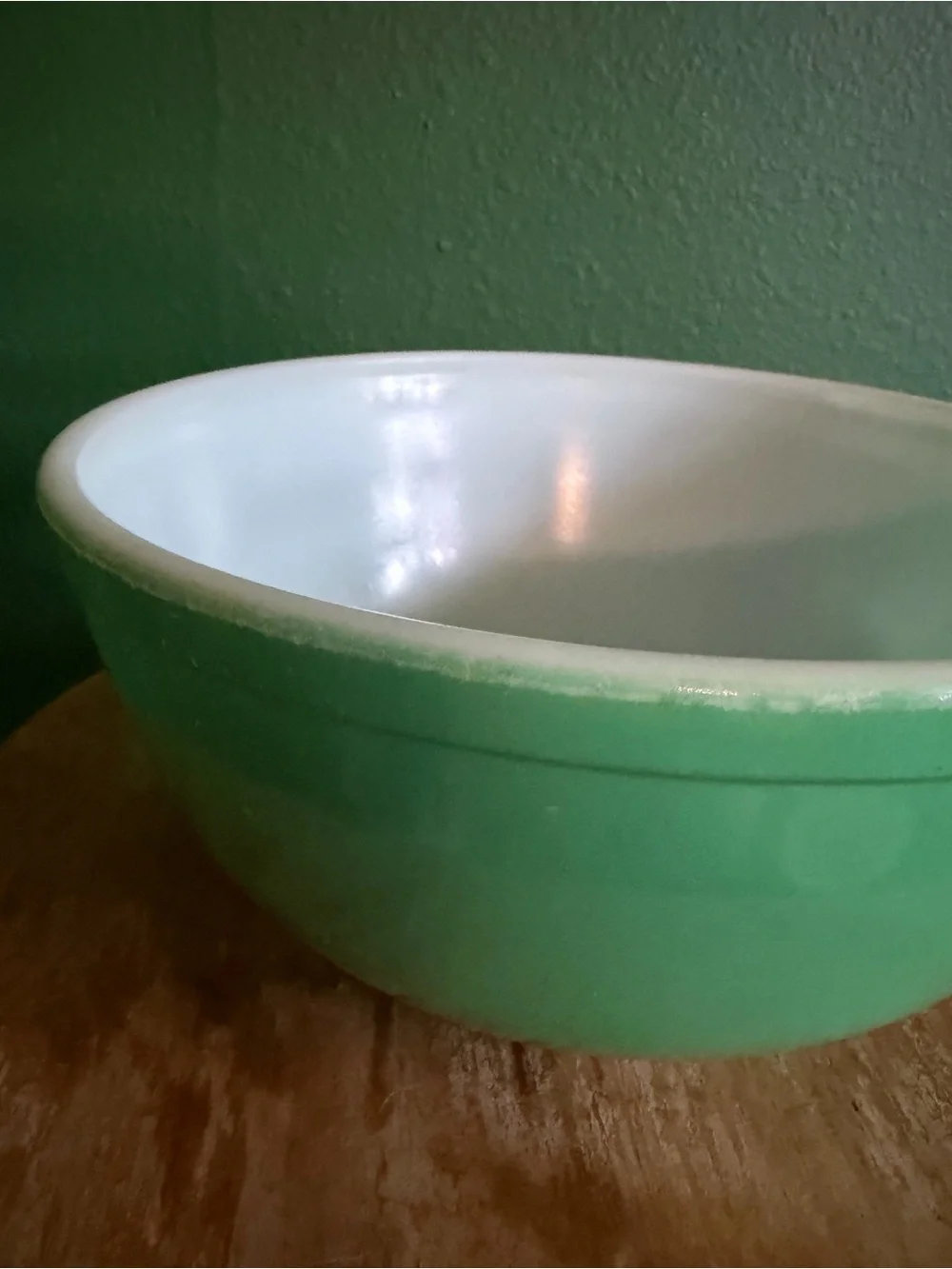 Vintage Pyrex 403 Nesting Bowl in Primary Green